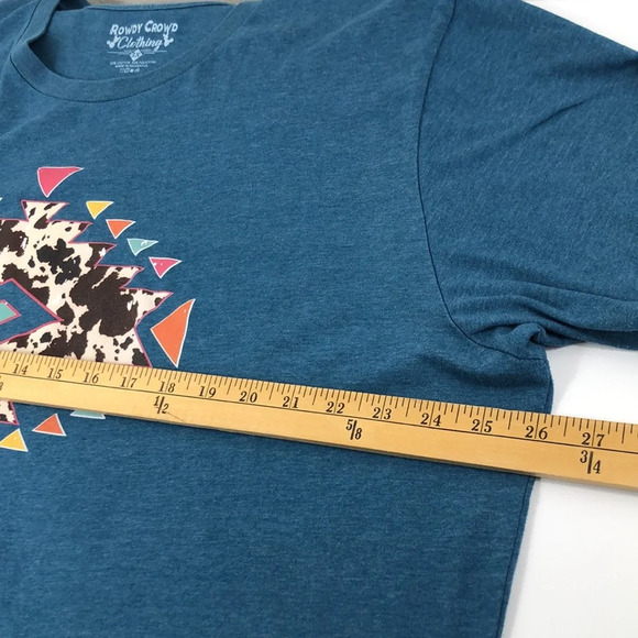2/$30 Rowdy Crowd Clothing Tee Size 3X Blue Multicolor Aztec Graphic Cow Print - Picture 8 of 12